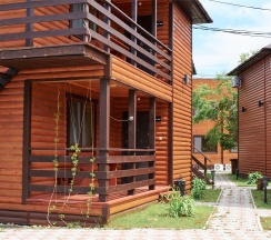 Улучшенный домик на троих в блоке В на первом этаже в Алые паруса