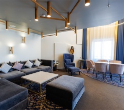 Номер Suite Amur с двуспальной кроватью в Mercure