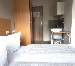 Трёхместные апартаменты в Apartment Hotel Wittenau