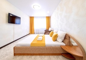 Апартаменты 4 Сезона в микрорайоне Мирный 6/3 в Новом Уренгое