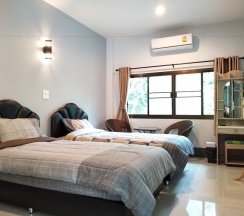 Двухместный номер Standard с видом на сад 2 отдельные кровати в Big House Resort