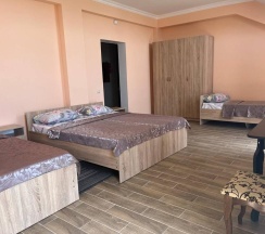 Стандартный четырехместный номер в Hotel rezord