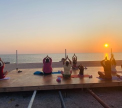 Стандартный номер с балконом на двоих и видом на море (корпус Б) в Оптимист