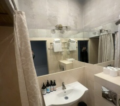 Стандартный трёхместный семейный номер в H29