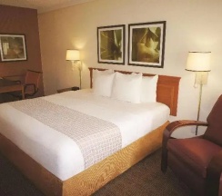 Номер в La Quinta Inn by Wyndham Austin Capitol / Downtown
