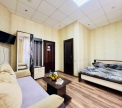 Трехместный номер в Гостиный дом
