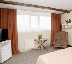 Двухместный полулюкс двуспальная кровать в Губернский