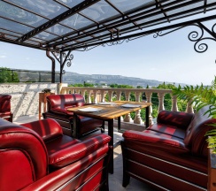 Номер полулюкс улучшенный с 1 двуспальной кроватью Горизонты мечты в Ночной квартал