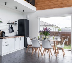 Апартаменты с 3 комнатами с балконом в Barns Village