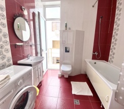 Апартаменты   4 местные с видом на горы ( 2х спальная кровать) в Red Rose