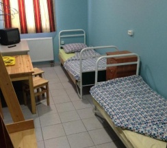 Кровать в общем номере в Hostel Siennicka