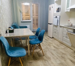 Квартира в Апартаменты на 17-й микрорайон, 1/2