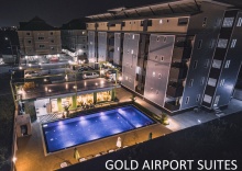 Трёхместный люкс Deluxe в Gold Airport Suites