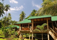 Шале с балконом в Koh Talu Island Resort