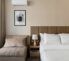 Трёхместный номер с видом на море в Kinney hotel sea view
