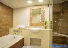 Коттедж Deluxe с красивым видом из окна в Tup Kaek Sunset Beach Resort