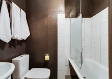 Двухместный номер с двумя кроватями в Loft Hotel P12