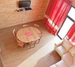 Люкс Superior с балконом и с красивым видом из окна в Горизонт патио отель