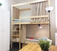 Кровать в 4-местном общем номере в Плюшевый Мишка