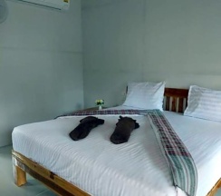 Двухместный номер Superior с балконом двуспальная кровать в Lanta Cottage