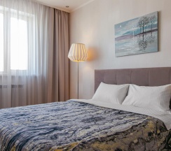 Апартаменты улучшенные Фрунзе,49 16 этаж в AntoninaApartments (АнтонинаАпартментс) на улице Крылова