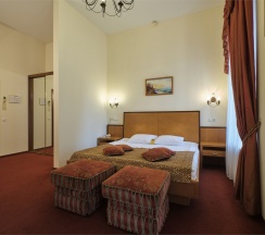 Сюит с балконом в Marco Polo St.Petersburg 4