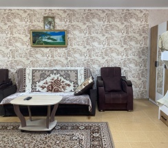 Четырёхместный семейный номер Superior с видом на внутренний двор в Holiday Home
