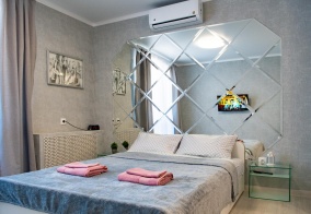 Апартаменты Romlex Apartments (Ромлекс) на улице Вице-адмирала Воронцова в Тюменской области