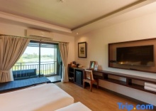 Двухместный номер Deluxe с видом на озеро 2 отдельные кровати в Blu Monkey Brown House Udonthani