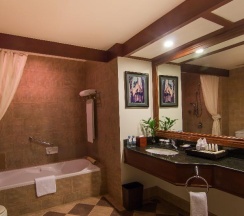 Номер Standard с 2 комнатами в Angkor Palace Resort & Spa