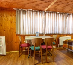 Семейный домик №5 в Allure Lodge