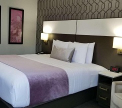 Двухместный номер Standard двуспальная кровать в Sunset West Hotel, SureStay Collection by Best Western