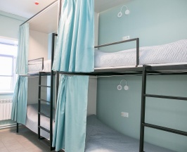 Кровать в 4-местном общем номере (удобства на этаже) в Hostel76