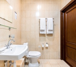 Семейный номер Комфорт с 2-мя односпальными кроватями в Евразийский