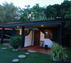 Номер Deluxe в Eco Hotel Black & White - Anuradhapura