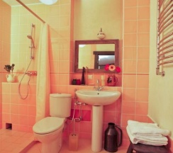 Полулюкс двухкомнатный с французским балкончиком в Таежные дачи