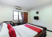 Двухместный номер Deluxe двуспальная кровать в OYO 984 Boxbolo House Chiangmai Hotel