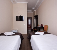 Эконом с 1 двуспальной или 2 раздельными кроватями в Автодвор