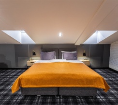 Улучшенный комфортный номер на мансардном этаже в Key hotel