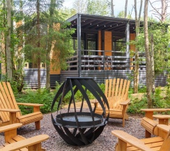 Коттедж с 1 спальней и купелью без сауны в Black Village Family