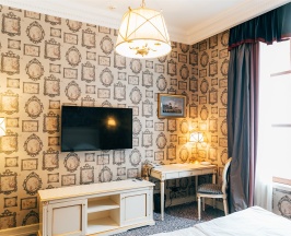 Делюкс в Невский