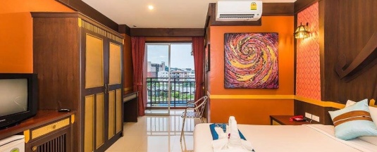 Номер Deluxe с балконом в 99 Residence Patong