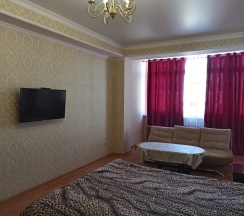 М.Горького 85Б. 1-комн.кв., 7-этаж, 110 в АнтиОтель