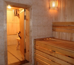 Дом с баней и мангальной зоной в Осетровский пруд