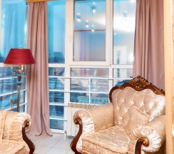 Номер люкс королевский в Пантера