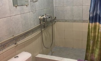 Номер Standard в Сура