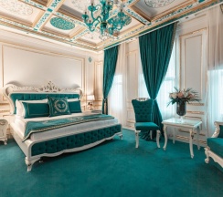 Двухместный люкс Mansion Premium двуспальная кровать в Отель Seven Hills Palace