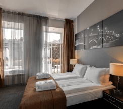 УЛУЧШЕННЫЙ НОМЕР С БАЛКОНОМ в Mary hotel