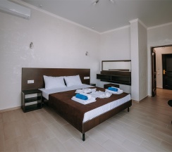 Улучшенный люкс с видом на море (изолированные комнаты) в Космос