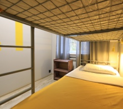 Место в двухместном номере с двухъярусной кроватью в Сталкер